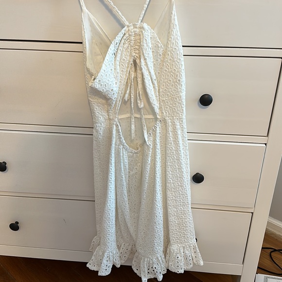 MinkPink White Eyelet lace Dress - Picture 2 of 4